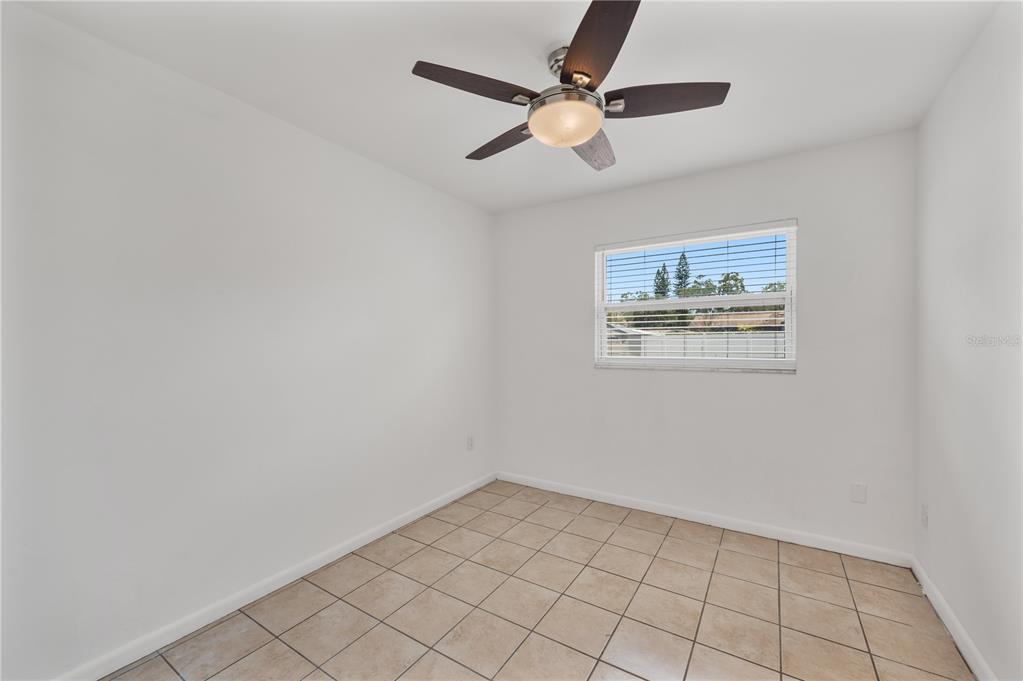 528 South Larry Circle Brandon, FL 33511 - Photo 30 of 38