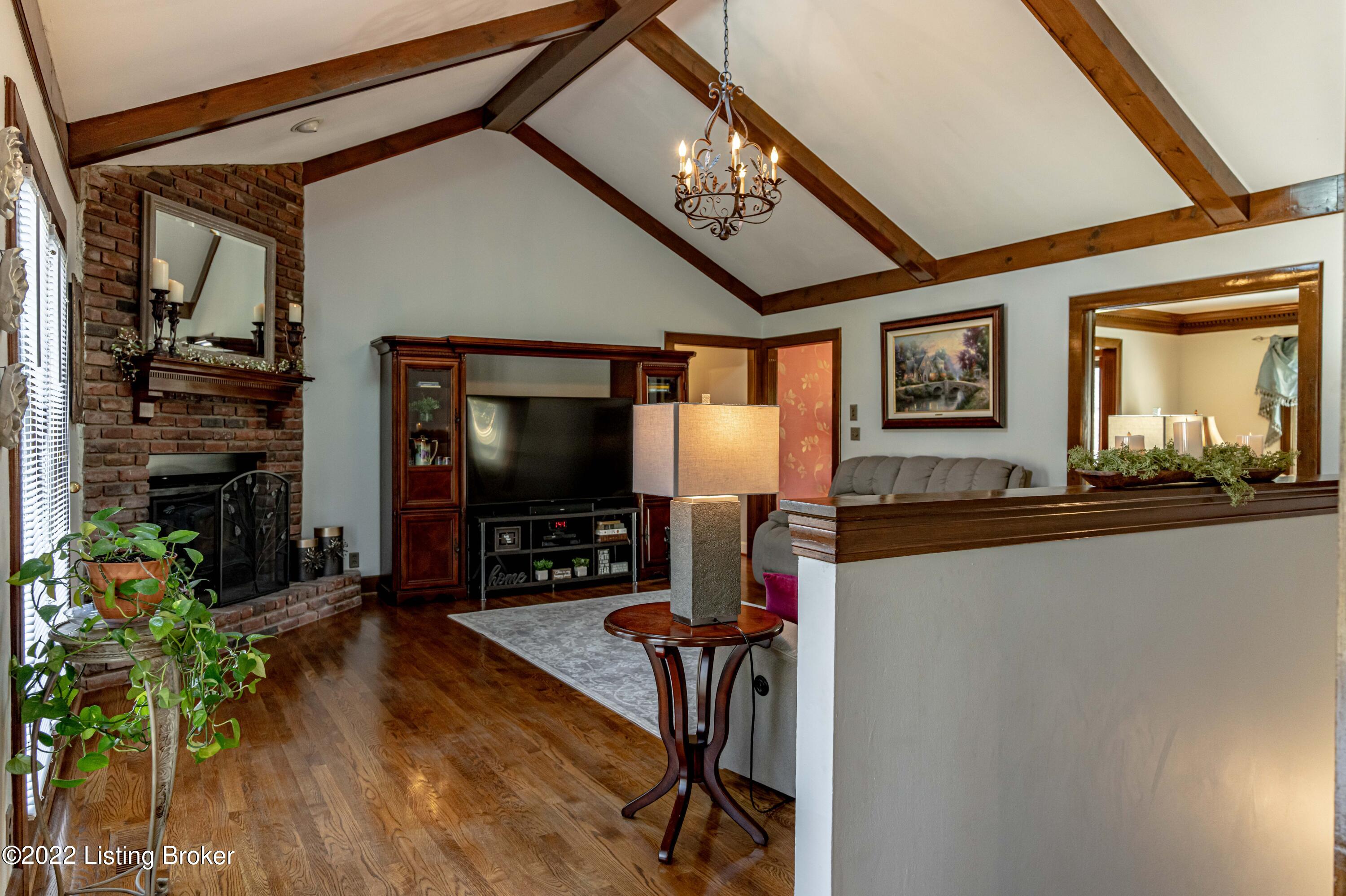 905 Ramsgate Court Louisville, KY 40299 - Photo 40 of 68 DSC06192