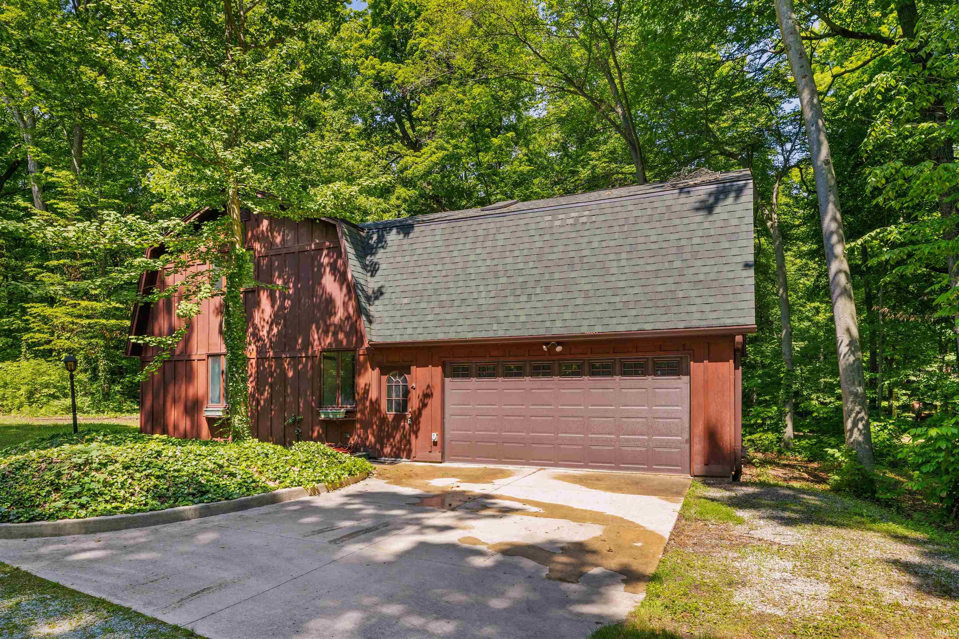9911 Garman Road Leo, IN 46765 - Photo 3 of 35