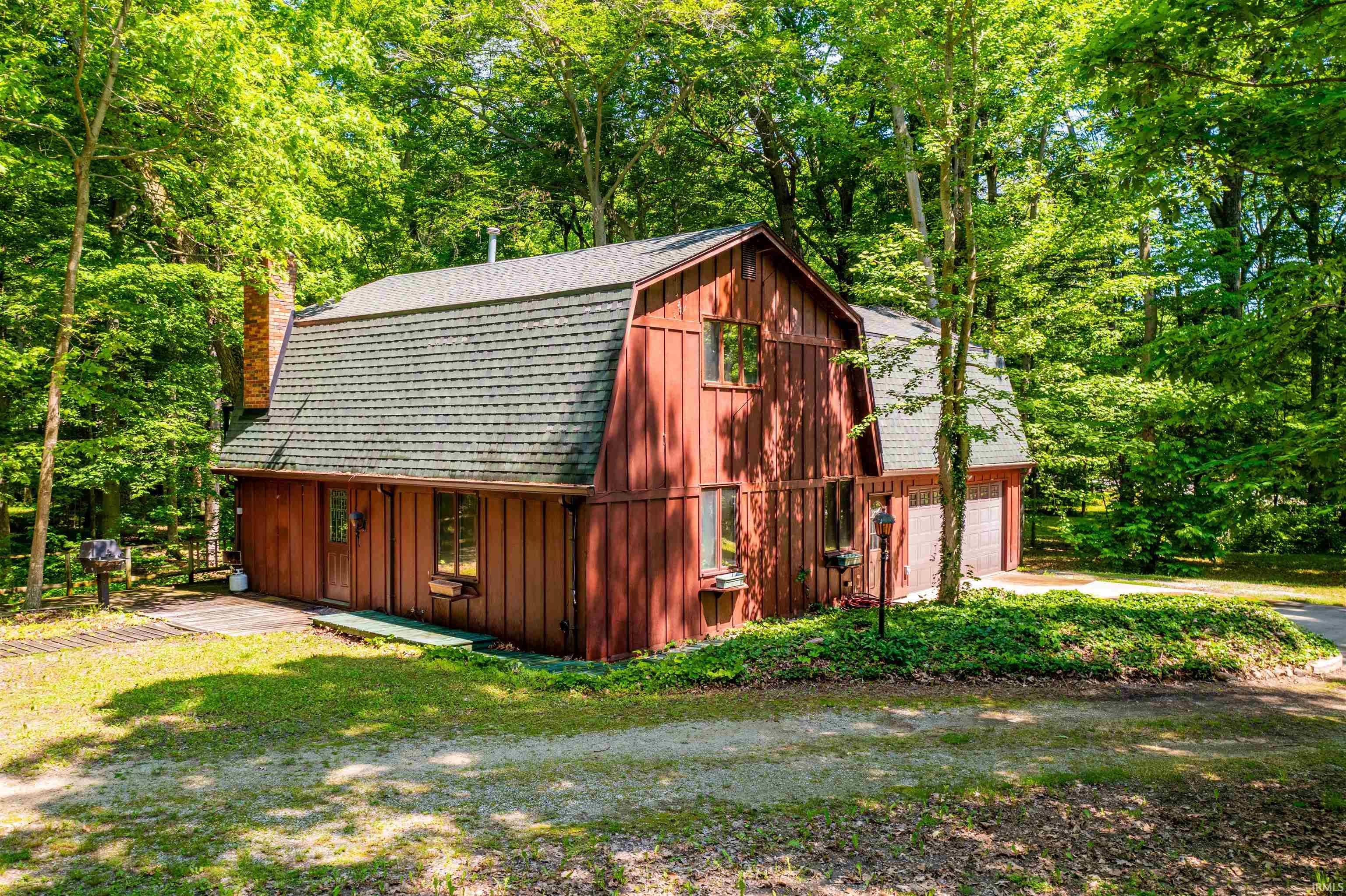 9911 Garman Road Leo, IN 46765 - Photo 5 of 35