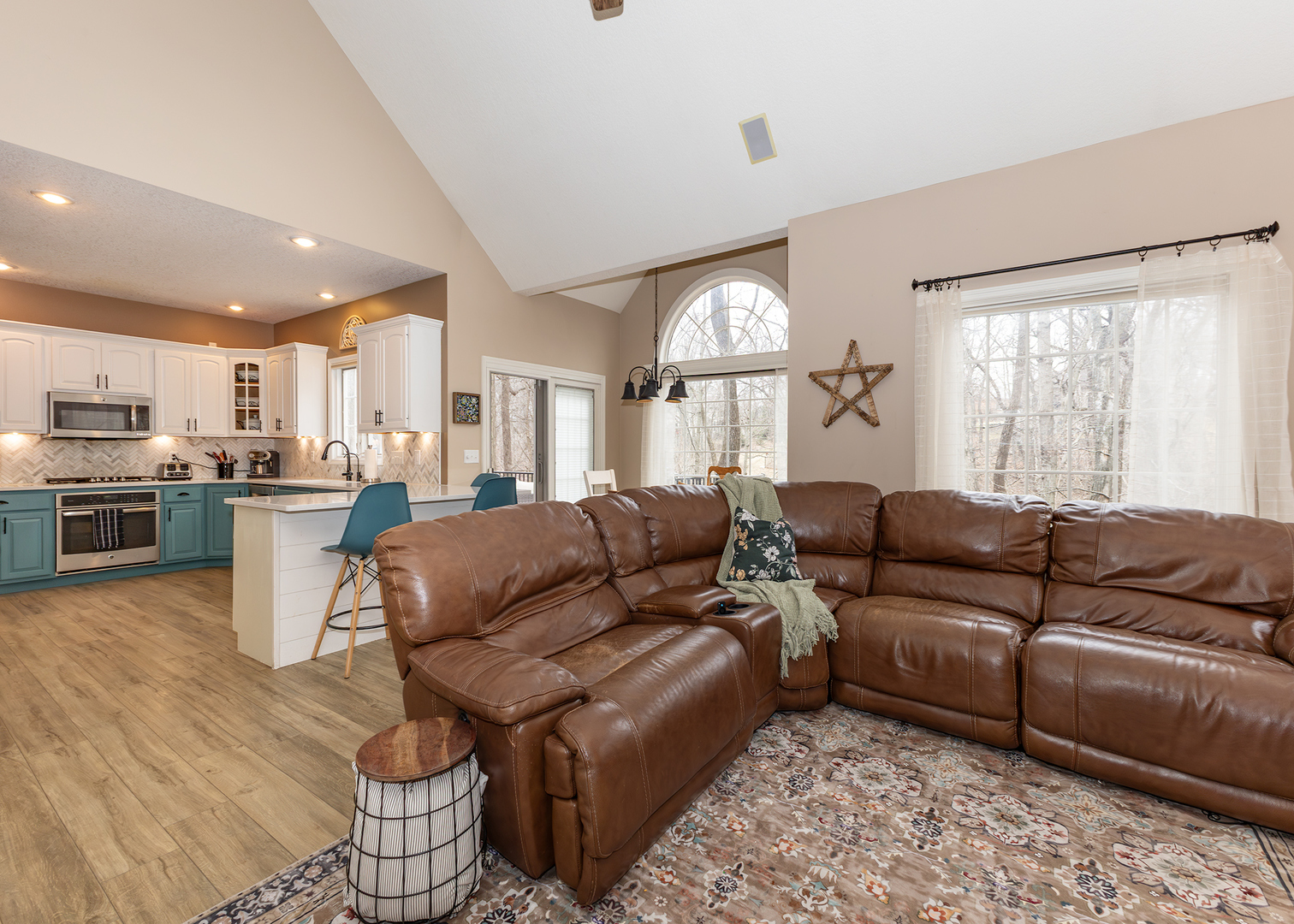 3305 11th Street Moline, IL 61265 - Photo 9 of 37