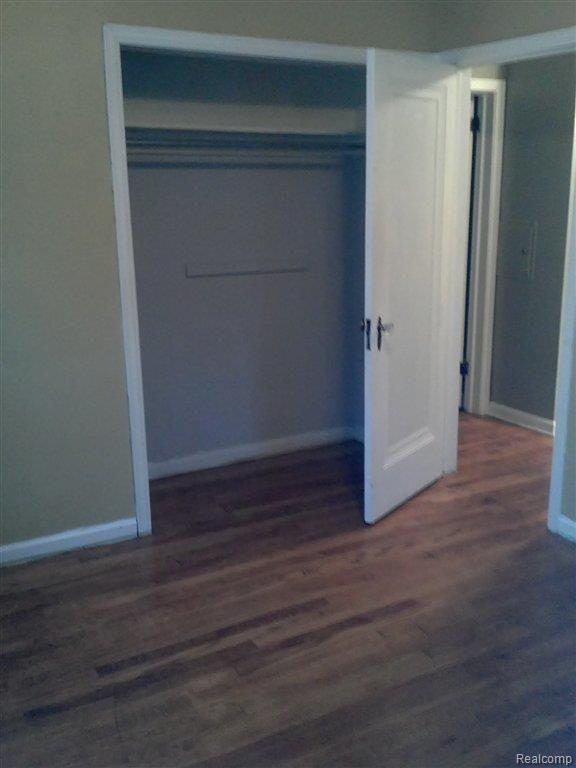 2211 Harvard Road Berkley, MI 48072 - Photo 8 of 10 HarvardBed2.jpg