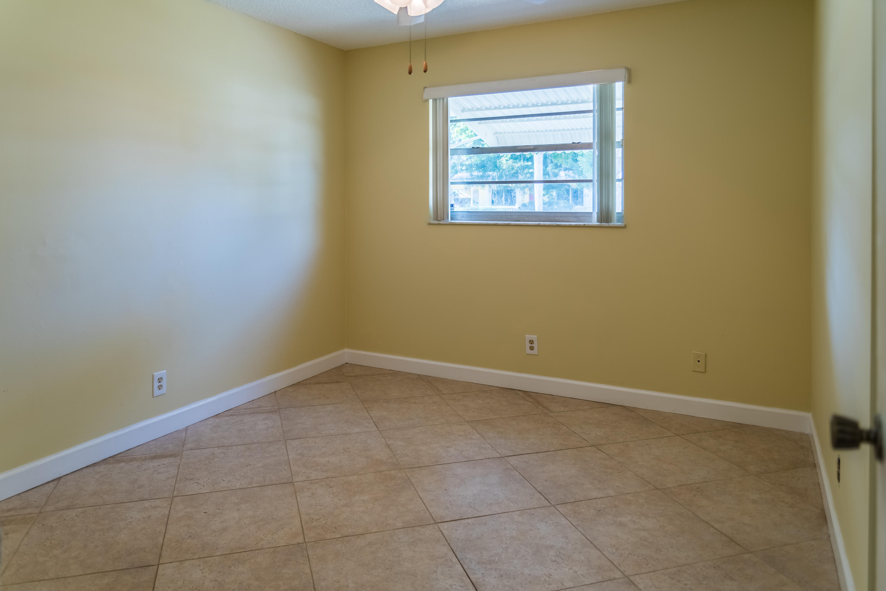 3210 Riley Avenue Palm Springs, FL 33461 - Photo 15 of 19 _DSC0118-HDR
