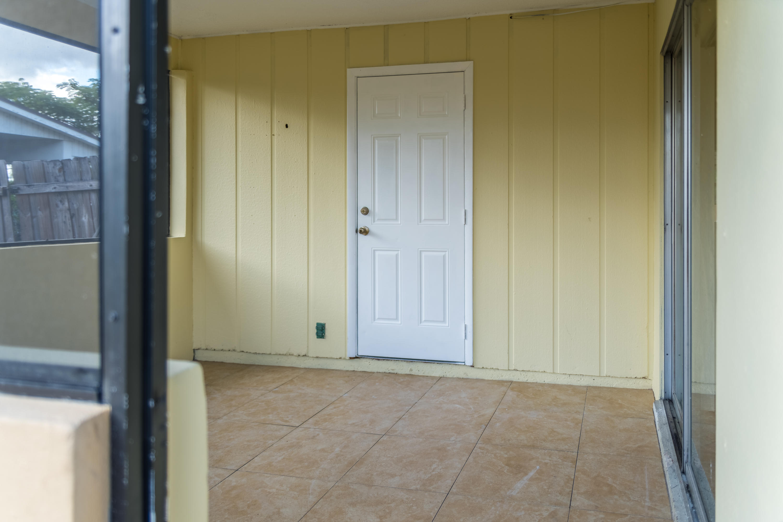 3210 Riley Avenue Palm Springs, FL 33461 - Photo 17 of 19 _DSC0136-HDR