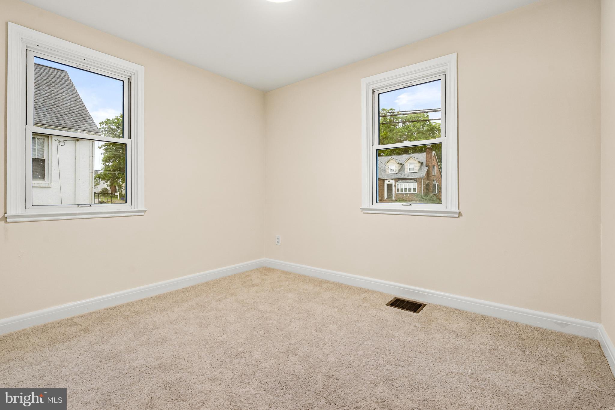 4103 Klausmier Road Baltimore, MD 21236 - Photo 13 of 30 Main level bedroom 1