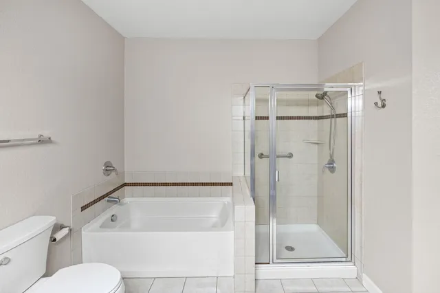 $289,500 | 1155 Ford Road, Unit 513, St. Louis Park, MN 55426