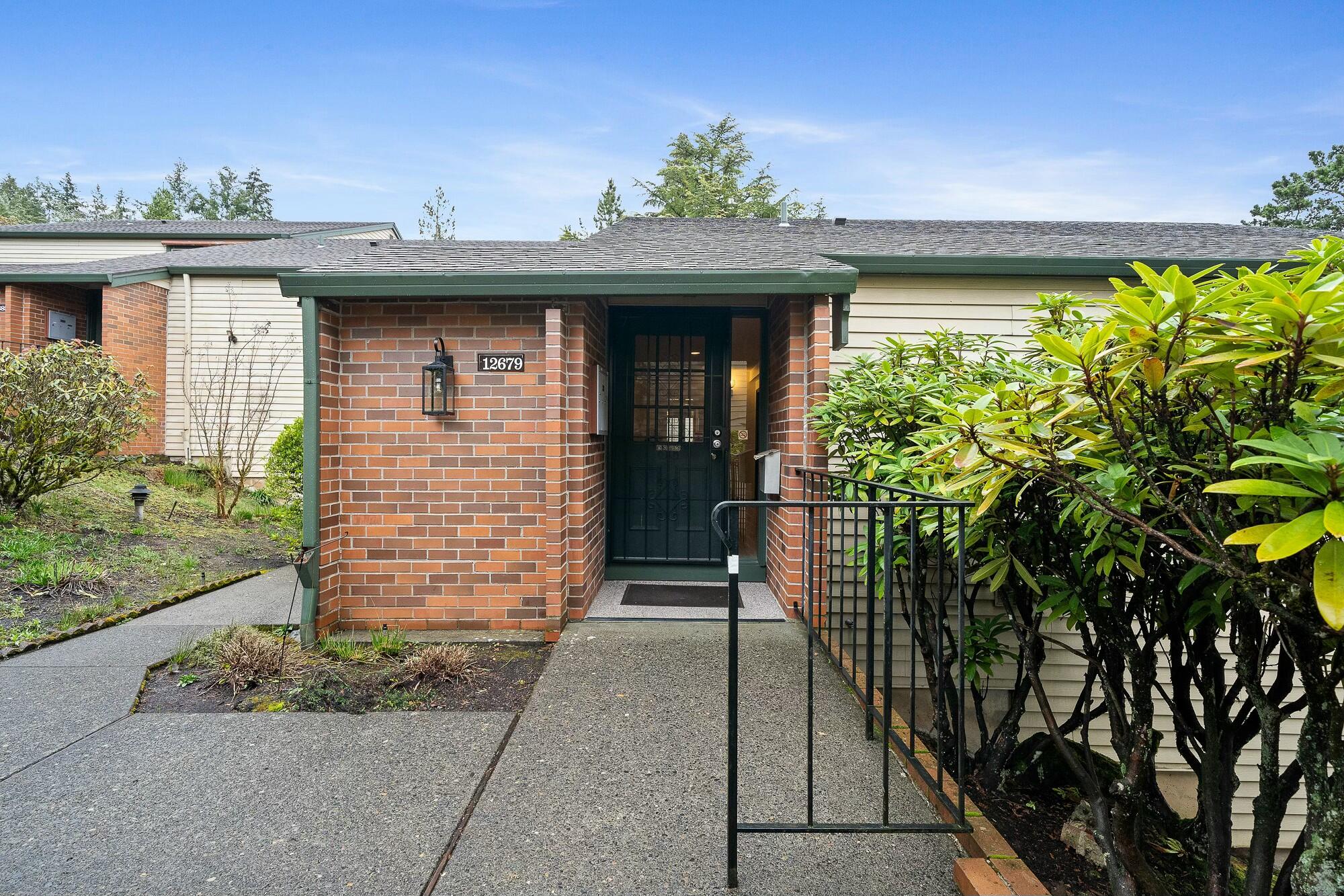 12679 Southwest Prince Edward Court Tigard, OR 97224 - Photo 1 of 19 tempImagemyP6zt