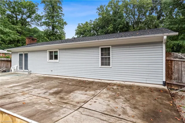 $299,900 | 3890 Whitehaven Road, Winston-Salem, NC 27106