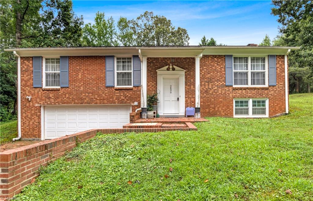 3890 Whitehaven Road Winston-Salem, NC 27106 - Photo 5 of 35