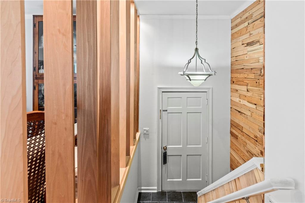 3890 Whitehaven Road Winston-Salem, NC 27106 - Photo 8 of 35