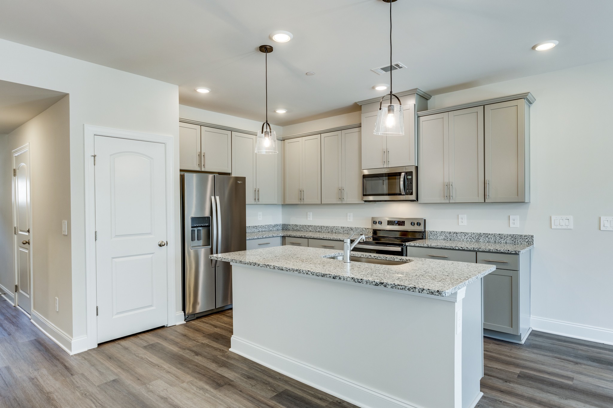 204 Douglas Bend Road, Unit 1402 Gallatin, TN 37066 - Photo 9 of 39 Gallery Image 9