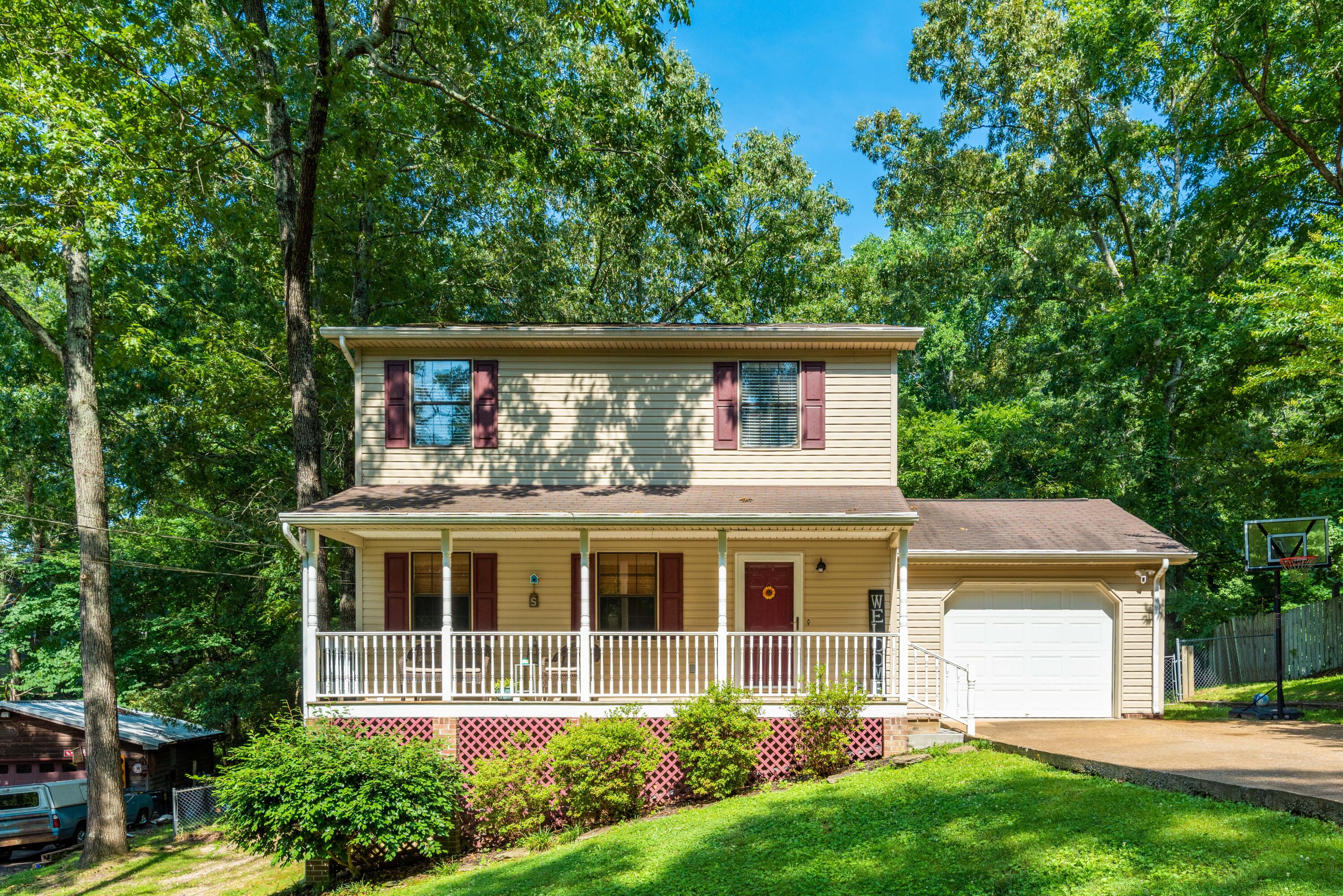 9309 Barbee Road Soddy-Daisy, TN 37379 - Photo 2 of 28 DSC_8770