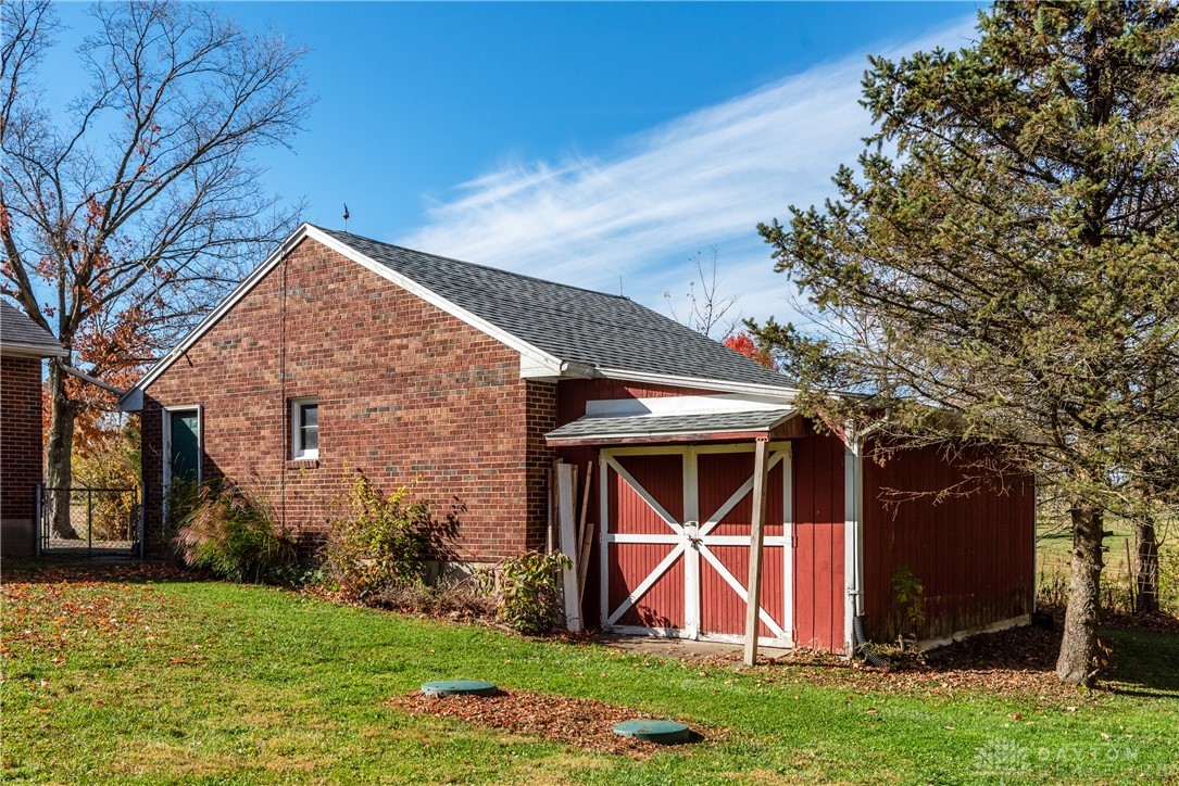3756 East Pitchin Road Springfield, OH 45502 - Photo 40 of 51