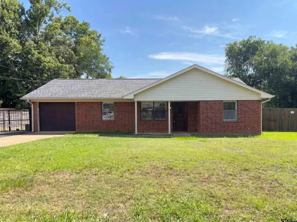 $300,000 | 308 North Todd Street, Bullard, TX 75757