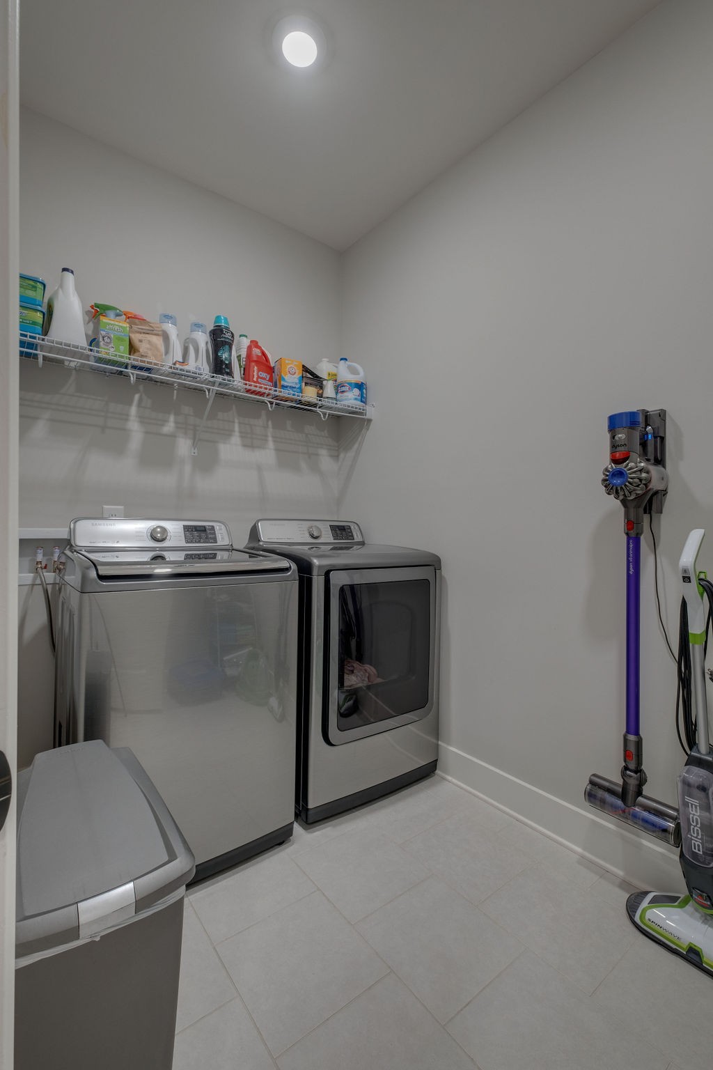 713 Plowson Road Mount Juliet, TN 37122 - Photo 23 of 33 a utility room with dryer and washer