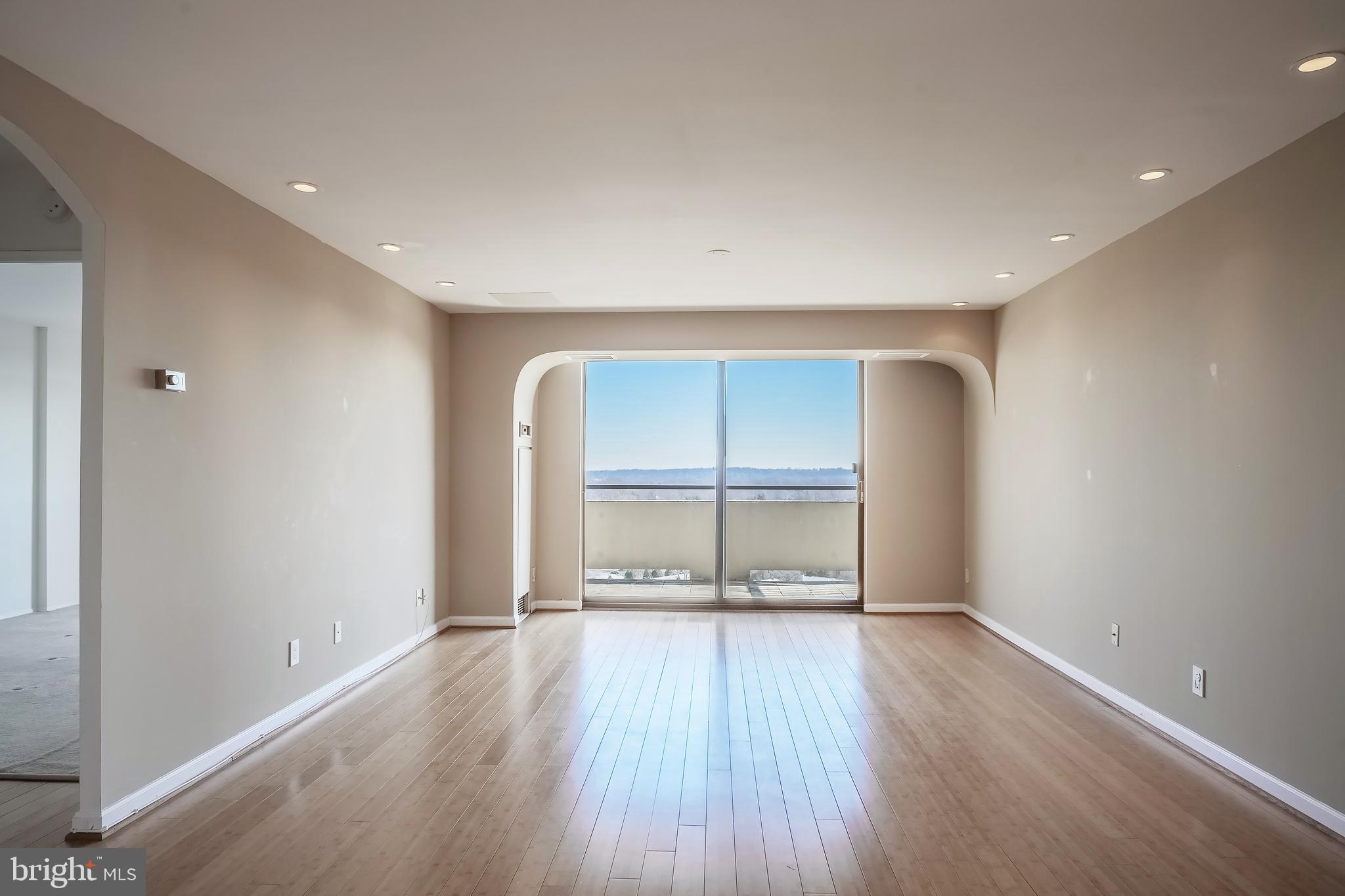 1800 Old Meadow Road, Unit 1712A McLean, VA 22102 - Photo 16 of 60