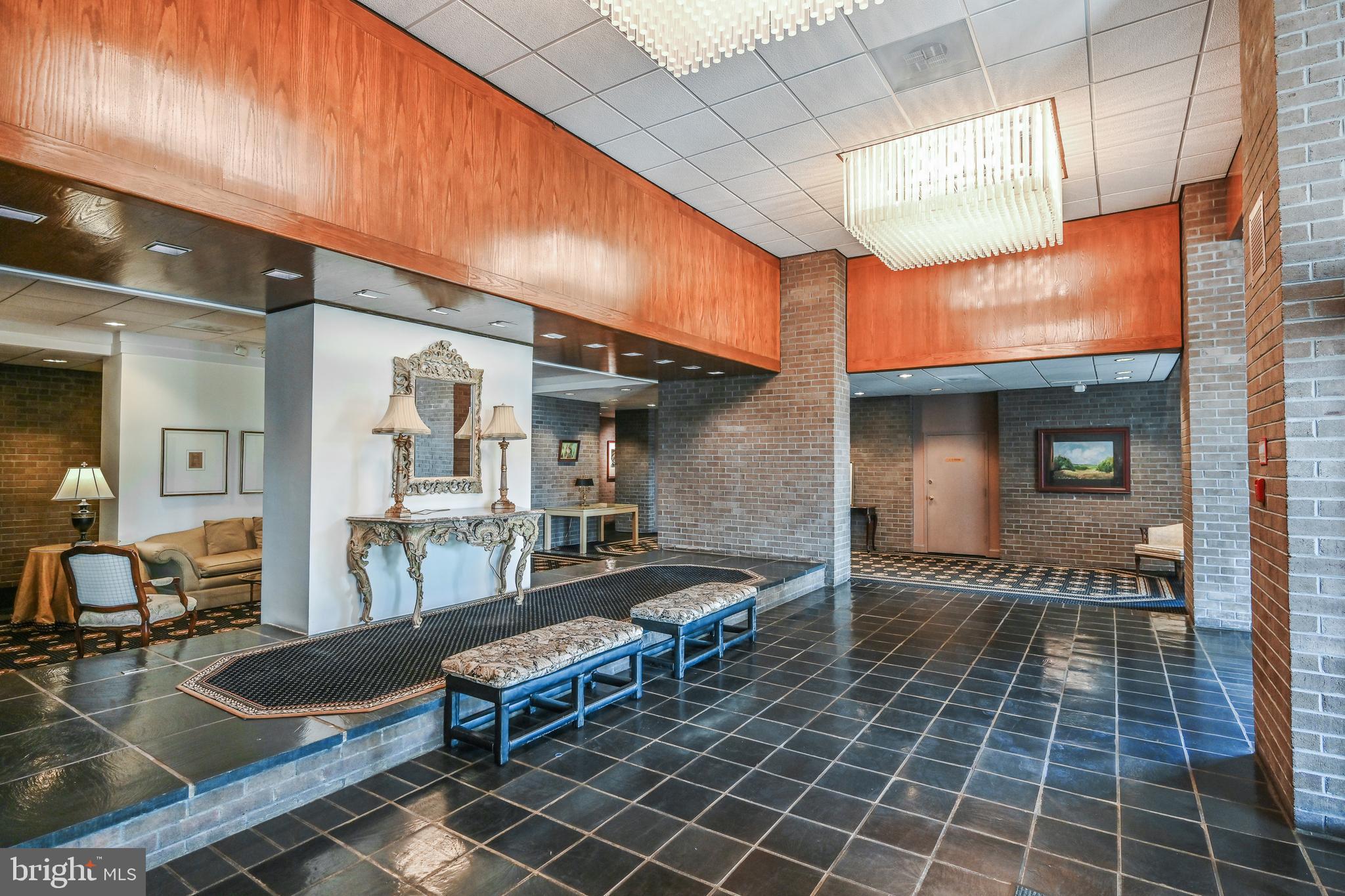 1800 Old Meadow Road, Unit 1712A McLean, VA 22102 - Photo 2 of 60