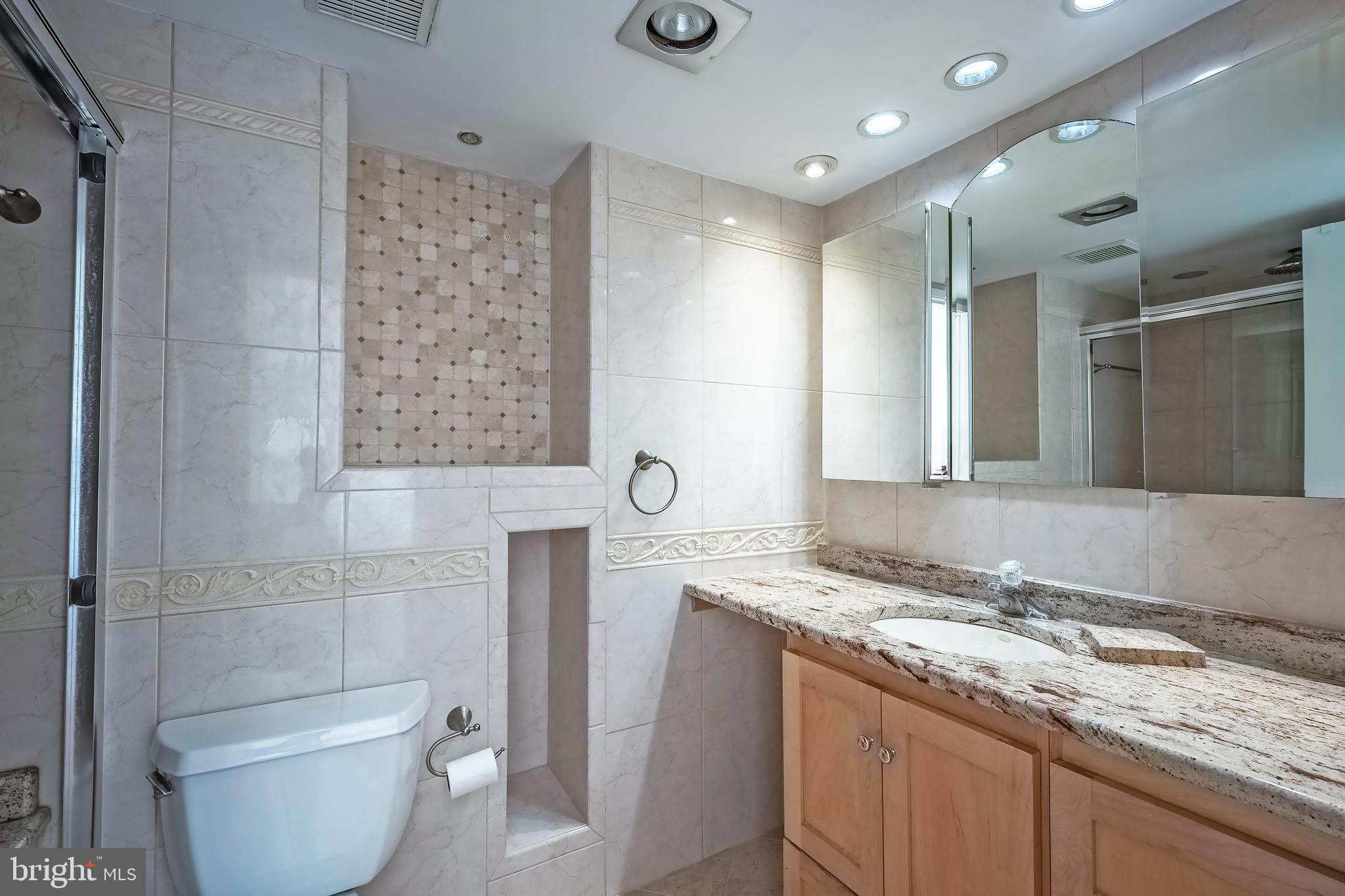 1800 Old Meadow Road, Unit 1712A McLean, VA 22102 - Photo 32 of 60