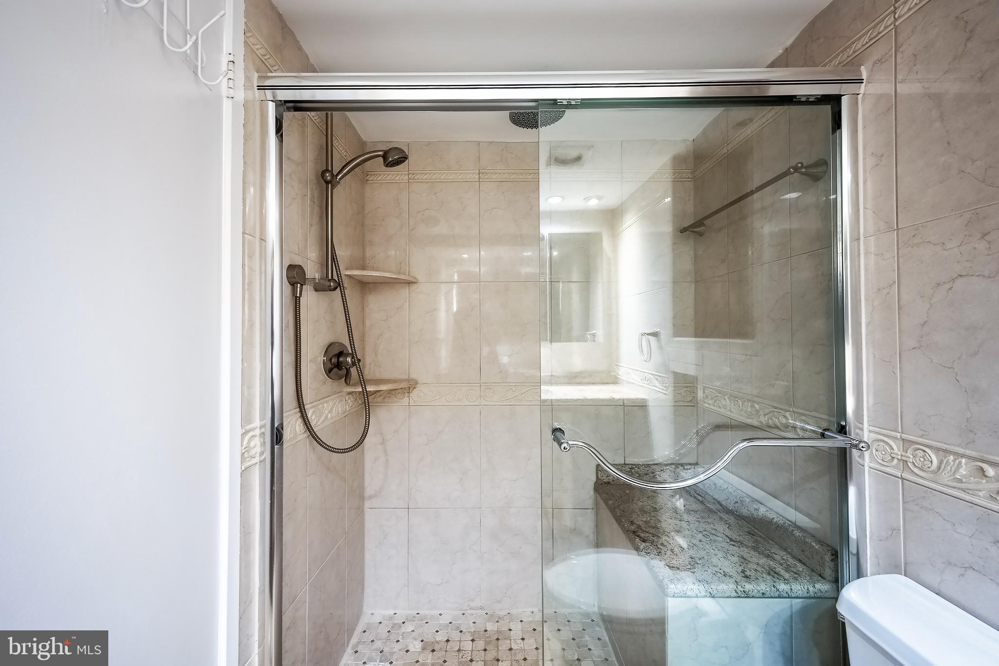 1800 Old Meadow Road, Unit 1712A McLean, VA 22102 - Photo 33 of 60