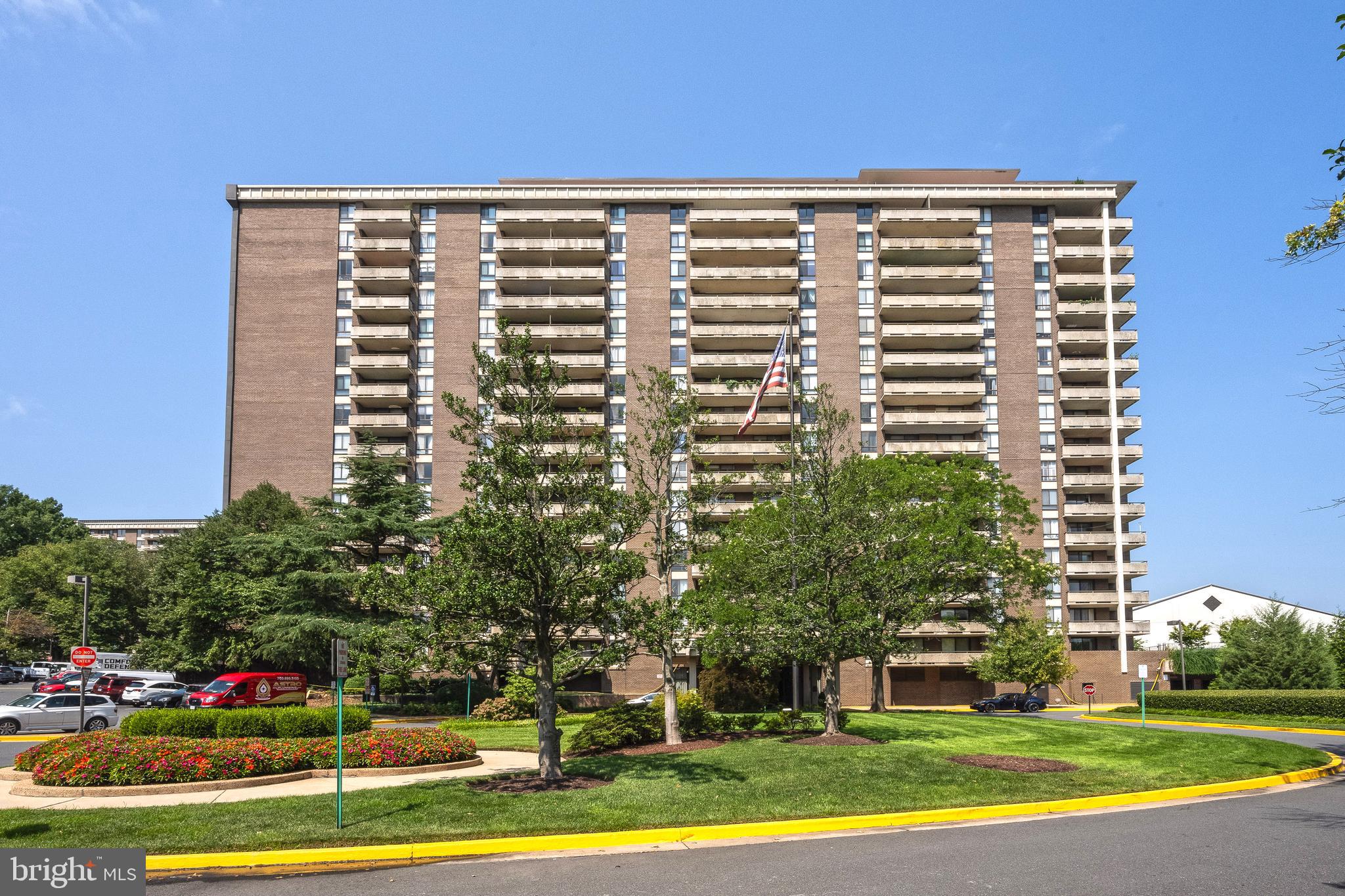 1800 Old Meadow Road, Unit 1712A McLean, VA 22102 - Photo 48 of 60