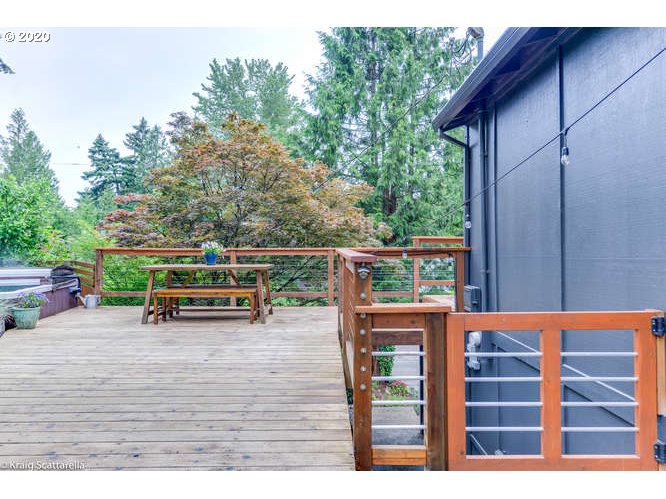5332 Southwest Baird Street Portland, OR 97219 - Photo 26 of 32 Gallery Image 26