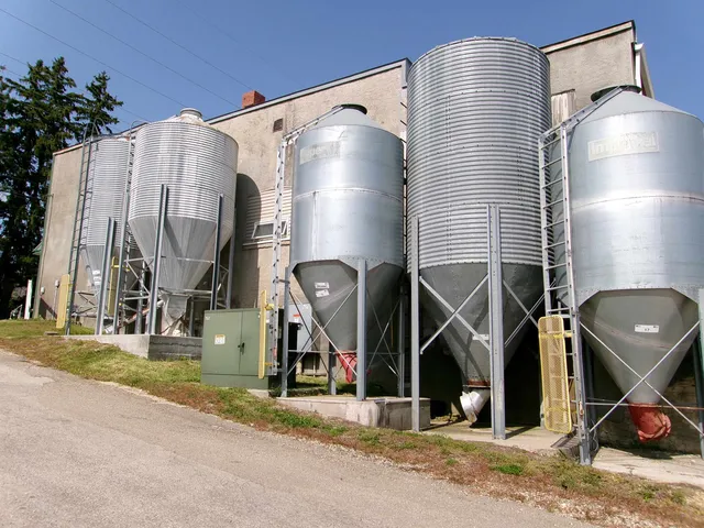 $79,900 | 154 Main Street, Seneca, WI 54654