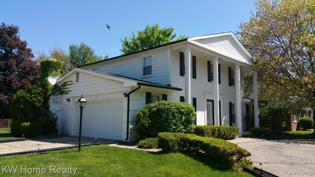 23530 Rockingham Street Southfield, MI 48033 - Photo 18 of 67 20150520_113053.jpg