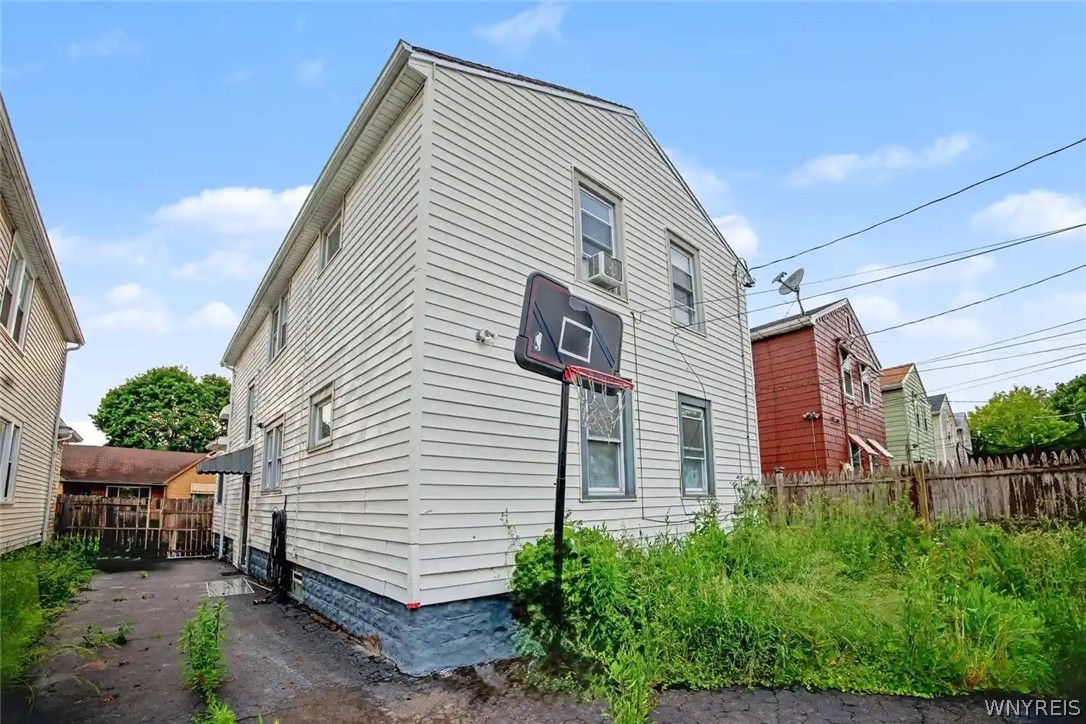 103 Preston Road, Unit LOWR Cheektowaga, NY 14215 - Photo 25 of 28