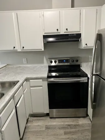 $735 | 94 Cedarcrest Drive, Unit 1, Clarksville, TN 37042