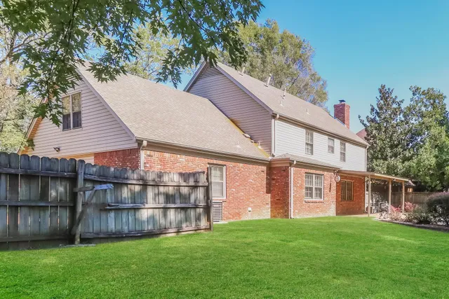 $2,495 | 7961 Elm Leaf Drive, Germantown, TN 38138