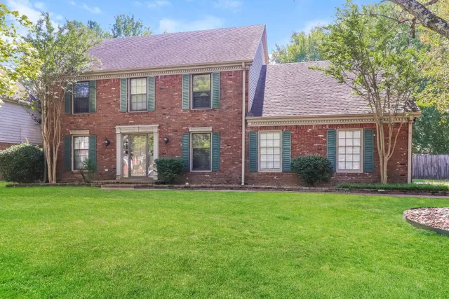 $2,495 | 7961 Elm Leaf Drive, Germantown, TN 38138