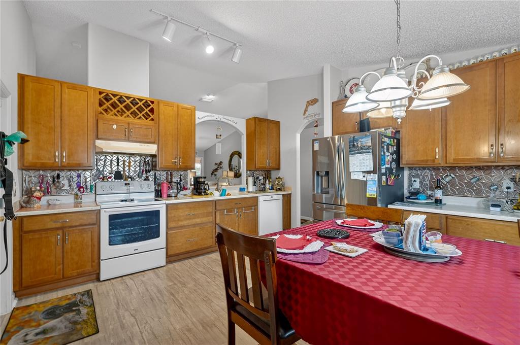 24 Ryding Lane Palm Coast, FL 32164 - Photo 5 of 43