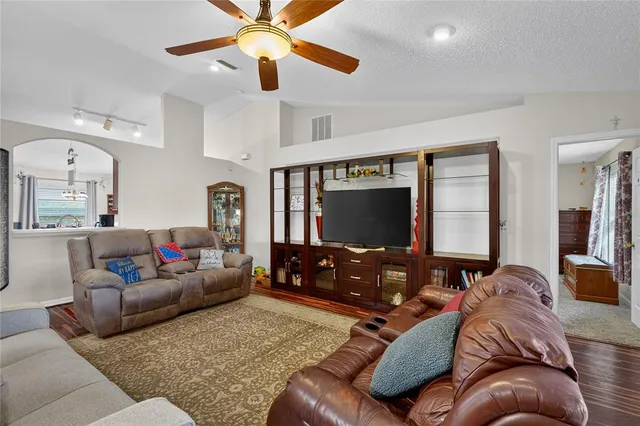 $297,000 | 24 Ryding Lane, Palm Coast, FL 32164