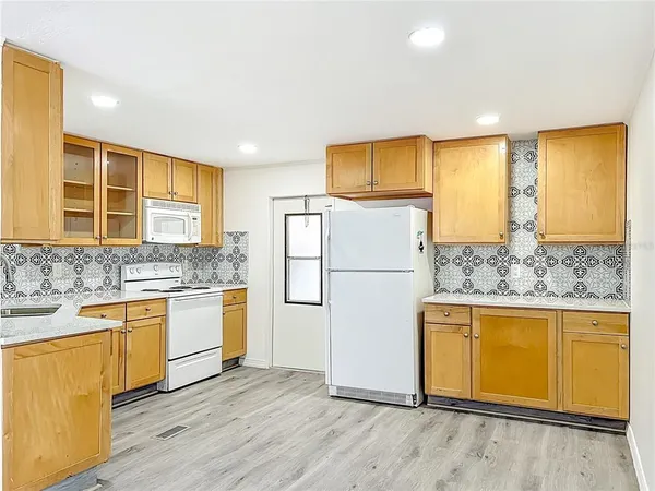 $58,500 | 131 Jason Drive, Valrico, FL 33594