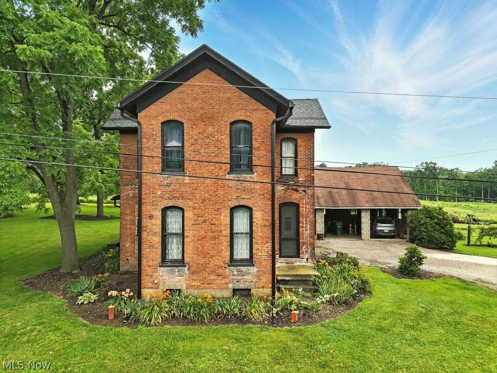 7298 Akron Road Sterling, OH 44276 - Photo 3 of 39