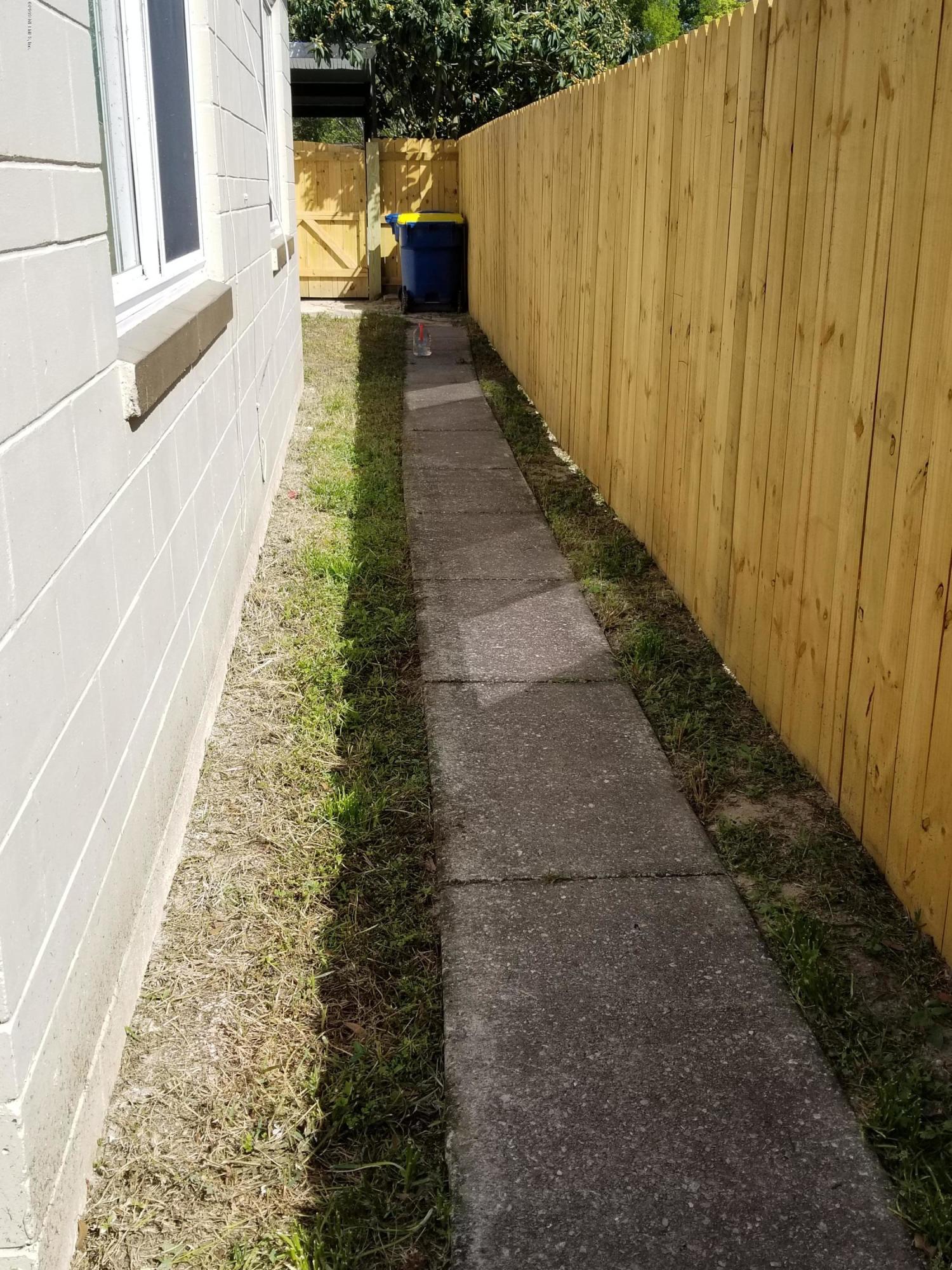 2434 Evernia Road Jacksonville, FL 32211 - Photo 28 of 29 Side Fence Evernia