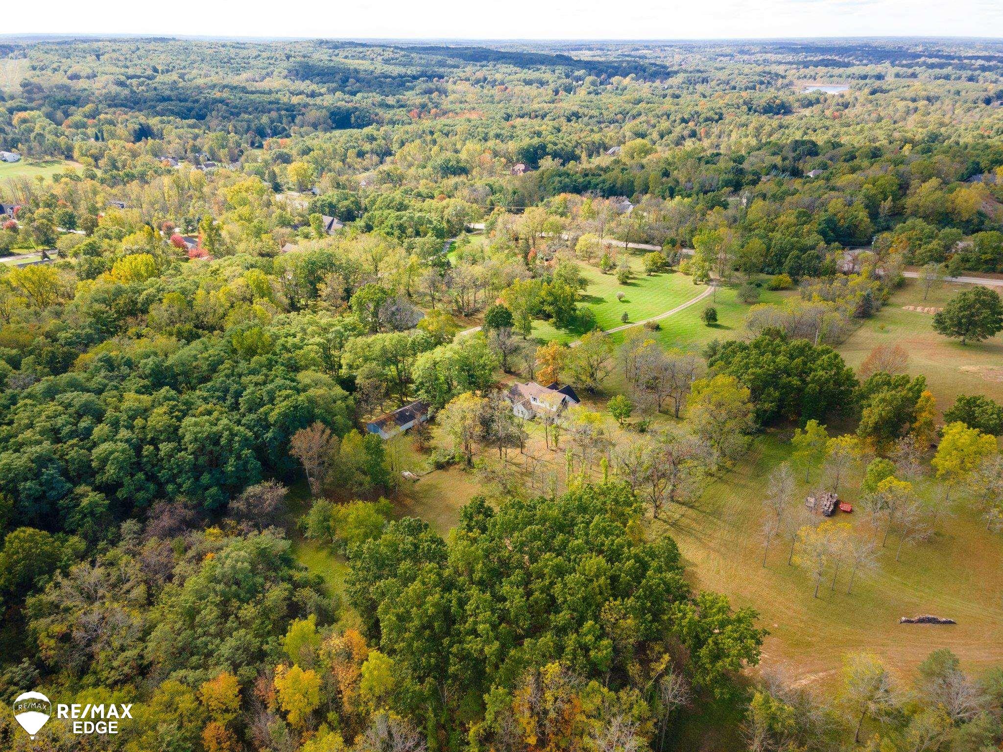 11080 Denton Hill Road Fenton, MI 48430 - Photo 59 of 59 50138445-aeb921ea-99ea-459b-9ca5-f645fe893b4a.JPG