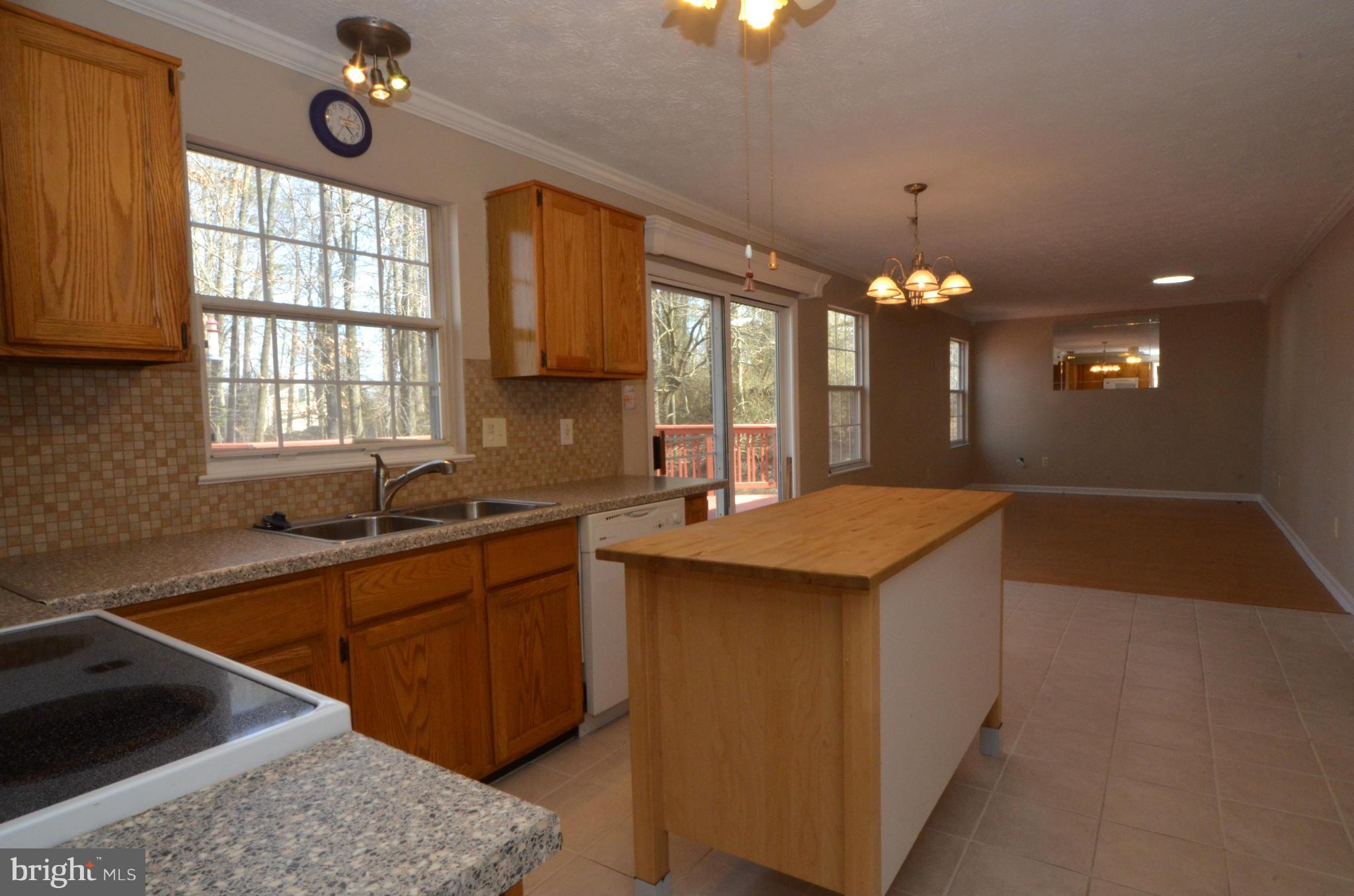 8301 Triple Crown Road Bowie, MD 20715 - Photo 22 of 30 Kitchen