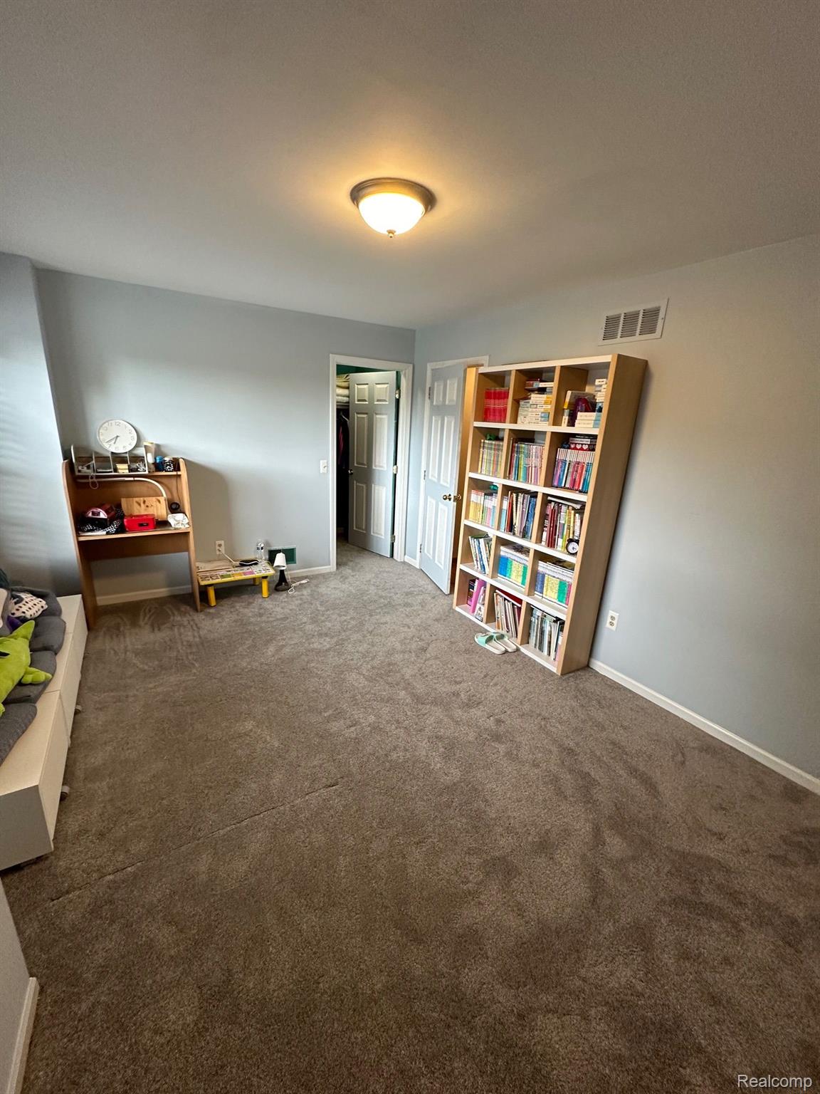 3125 Silverbrook Drive Rochester, MI 48306 - Photo 23 of 38 Gallery Image 23