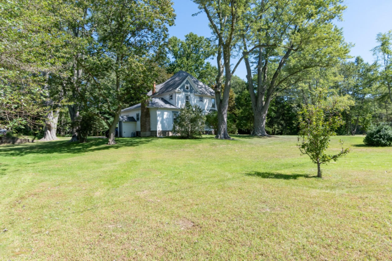 10304 Baldwin Road Bridgman, MI 49106 - Photo 26 of 36 10304 Baldwin-21