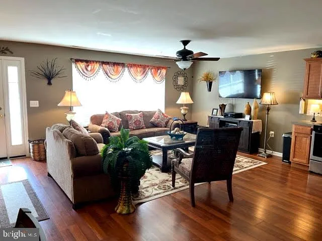 $2,200 | 305 Red Bud Lane, Mantua, NJ 08051