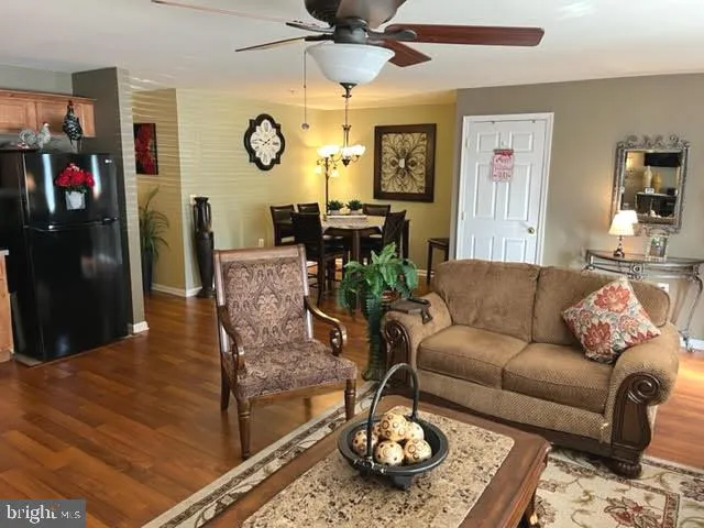 $2,200 | 305 Red Bud Lane, Mantua, NJ 08051