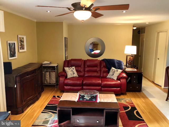 7718 Bellington Court Springfield, VA 22151 - Photo 15 of 33 Living Room (upper level)