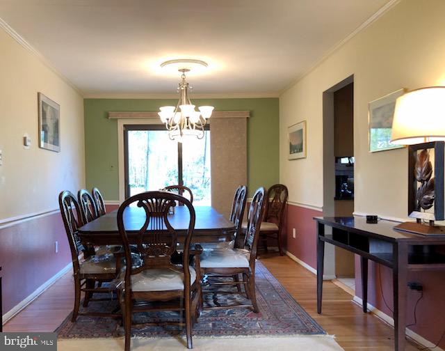 7718 Bellington Court Springfield, VA 22151 - Photo 16 of 33 Dining Room (upper level)