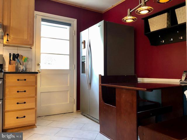 7718 Bellington Court Springfield, VA 22151 - Photo 24 of 33 Kitchen (upper level)