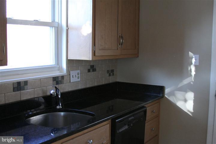 13700 Georgia Avenue Silver Spring, MD 20906 - Photo 18 of 22 Kitchen