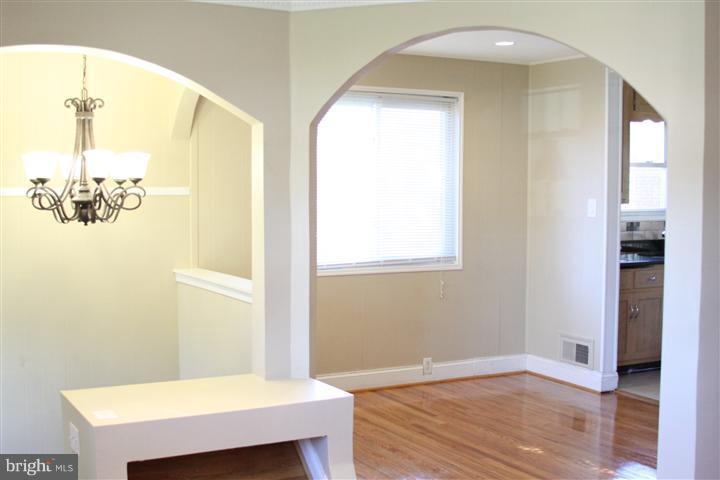 13700 Georgia Avenue Silver Spring, MD 20906 - Photo 21 of 22 Dining Room