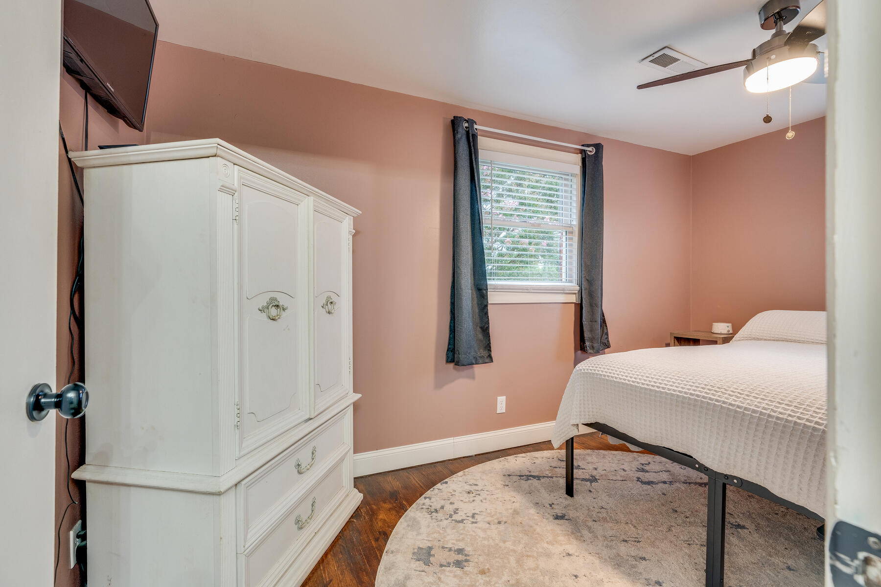 264 Buttermilk Road Gray, TN 37615 - Photo 13 of 34 Bedroom 1