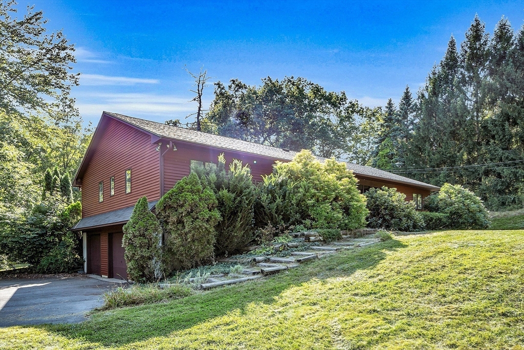 172 Lowell Road Groton, MA 01450 - Photo 3 of 33 Gallery Image 3