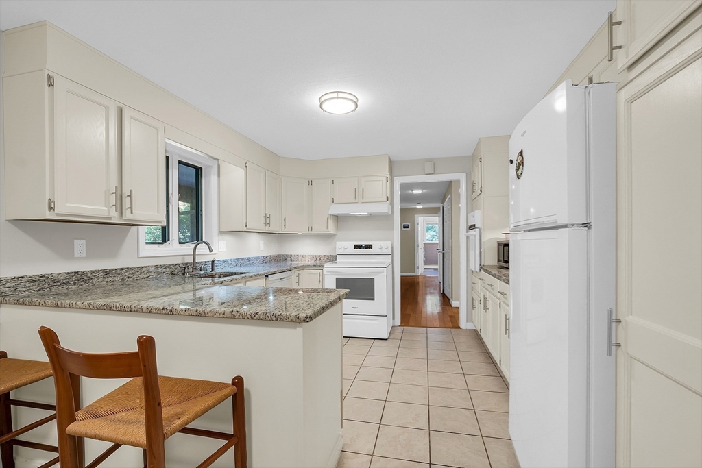 172 Lowell Road Groton, MA 01450 - Photo 10 of 33 Gallery Image 10